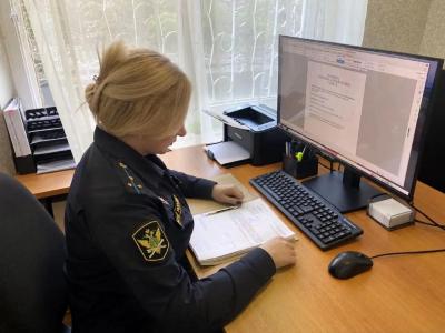 В Саратовской области приставы взыскали с 