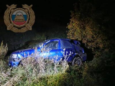 В Пугачевском районе водитель иномарки погиб в перевернувшемся автомобиле