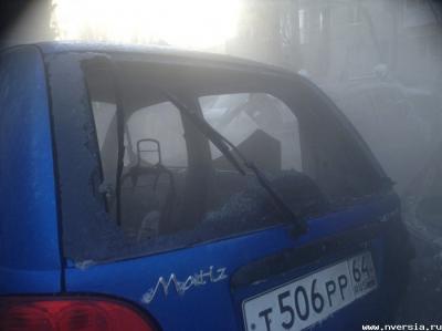 Пожар у входа в Горпарк. Подробности (ФОТО) Пожар у входа в Горпарк. Подробности (ФОТО)