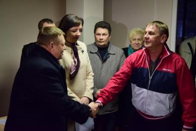 Николай Панков пообещал помочь юным хоккеистам из Вольска