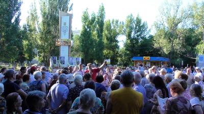 Народный сход у ДК «Рубин» пригрозил обращением к президенту с жалобой на власти