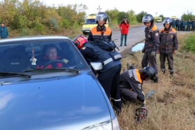 В МЧС учились ликвидировать последствия дорожных происшествий