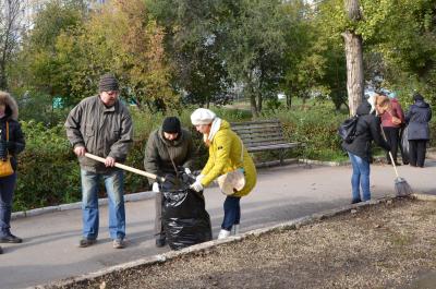 В общегородском субботнике приняли участие 10 тысяч саратовцев