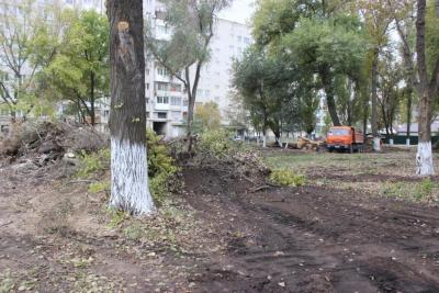 В сквере «Пролетарский» демонтирован последний незаконно установленный гараж