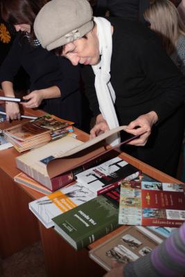 Приволжская книжная палата передала книги от правительства Москвы в вольскую библиотеку