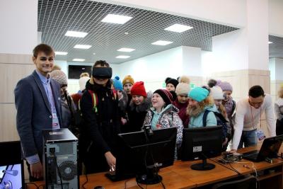 Гагаринский университет представил свои разработки на Гражданском форуме