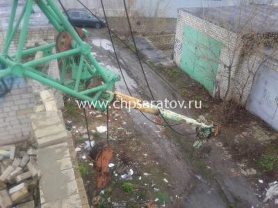 На 4-м Чернышевском проезде упала стрела крана На 4-м Чернышевском проезде упала стрела крана