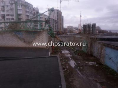 На 4-м Чернышевском проезде упала стрела крана На 4-м Чернышевском проезде упала стрела крана