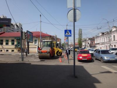 Центр Саратова стоит в пробках
