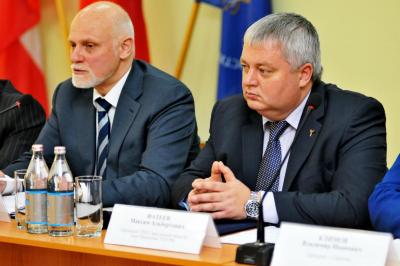 Саратовские организации подписали Антикоррупционную хартию российского бизнеса