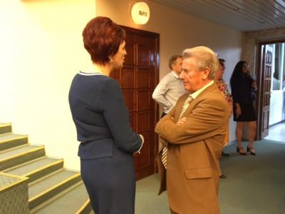 Первое заседание областной думы нового созыва началось с технического сбоя
