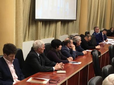 Михаила Исаева обвинили во лжи, а Александра Ландо в том, что он угрожает Михаила Исаева обвинили во лжи, а Александра Ландо в том, что он угрожает