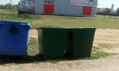 В заволжских городах евроконтейнеры меняют на железные баки