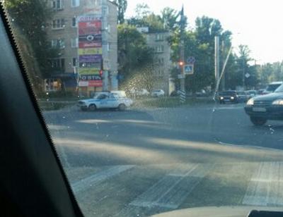 Водитель не вышел из авто, чтобы помочь сбитым им людям