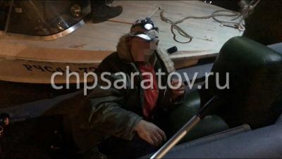 Под мостом Саратов-Энгельс обнаружен рыбак в невменяемом состоянии
