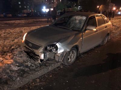 Вчера в Энгельсе под колесами Приоры погиб 16-летний парень Вчера в Энгельсе под колесами Приоры погиб 16-летний парень
