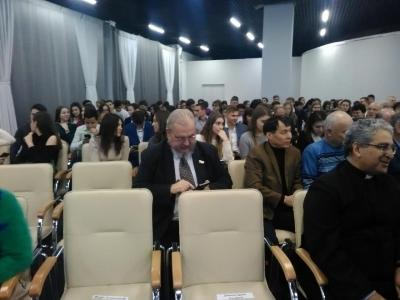 Александр Ландо рассказал, как можно держать власть в тонусе