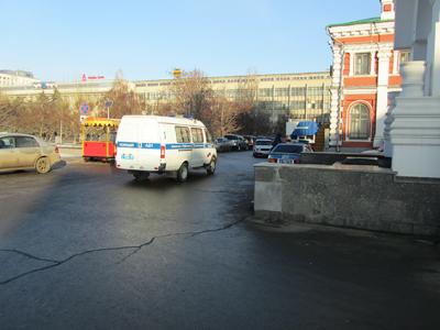 Возбуждено дело против саратовца, который угрожал взорвать себя на Театральной площади