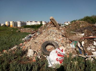 В Солнечном-2 увеличивается свалка В Солнечном-2 увеличивается свалка