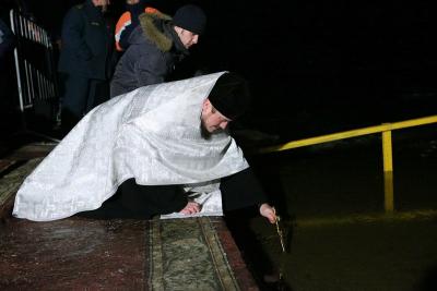 На Крещение в храмах побывало 178 тысяч 500 жителей области (ФОТО)