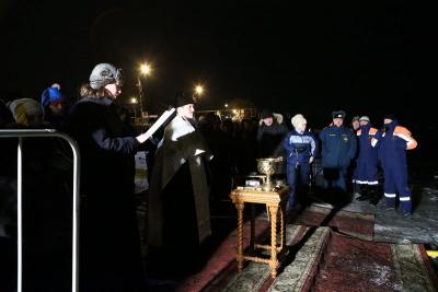 На Крещение в храмах побывало 178 тысяч 500 жителей области (ФОТО)