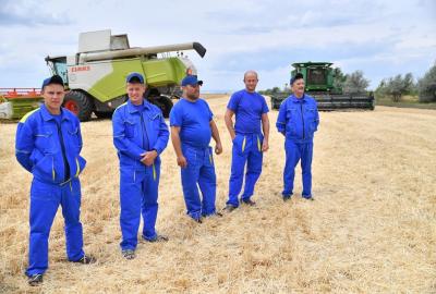Губернатор посетил крупного фермера, которого суд лишает земли
