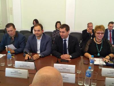 Чиновники не знают, когда закроют проезд по Трофимовскому мосту