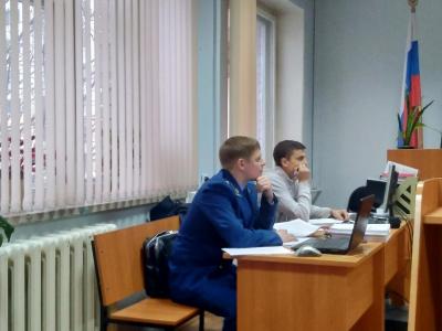 Потерпевший дольщик заявил в суде, что на него оказывал давление следователь УМВД по Саратову Потерпевший дольщик заявил в суде, что на него оказывал давление следователь УМВД по Саратову