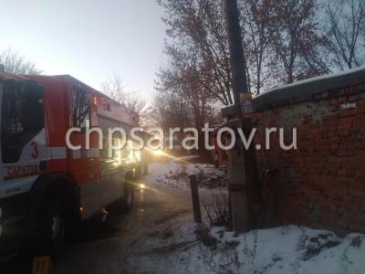 В Мясницком овраге горит дом