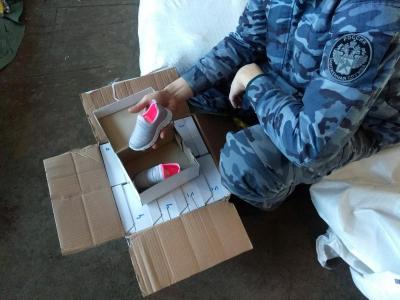 Таможенники за год досмотрели 6,5 тысячи транспортных средств