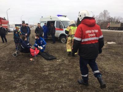 Три человека пострадали в ДТП на Усть-Курдюмской