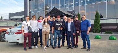 В Саратовской области российские спортсмены и общественники обсудили перспективы развития спортиндустрии В Саратовской области российские спортсмены и общественники обсудили перспективы развития спортиндустрии