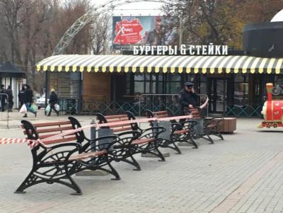 В центр Саратова съезжаются усиленные наряды полиции