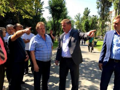 Глава Саратова пообещал, что на Рахова восстановят зеленую зону